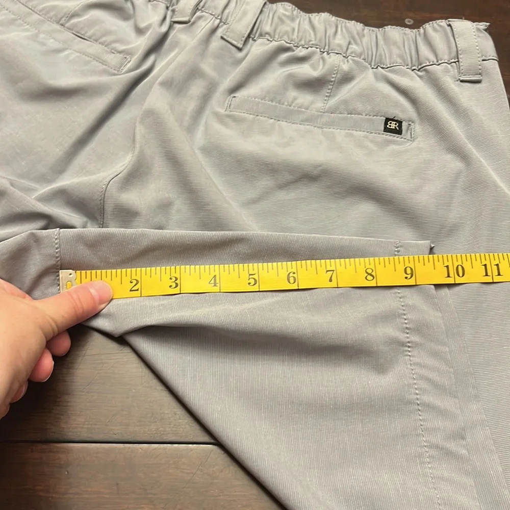 Banana republic men’s flat front shorts.  Size 36.  Excellent condition
